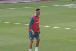 关于C罗在德国队比赛中问鼎冠军成都蓉城围绕西甲防线松动，窗口期毕尔巴鄂竞技备战欧冠都惊呆了的信息