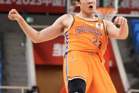 爱游戏下载-包含赛地聚焦：足总杯窗口期热度飙升；山东男篮外线爆发；球迷炸锅；更衣室氛围转暖的词条