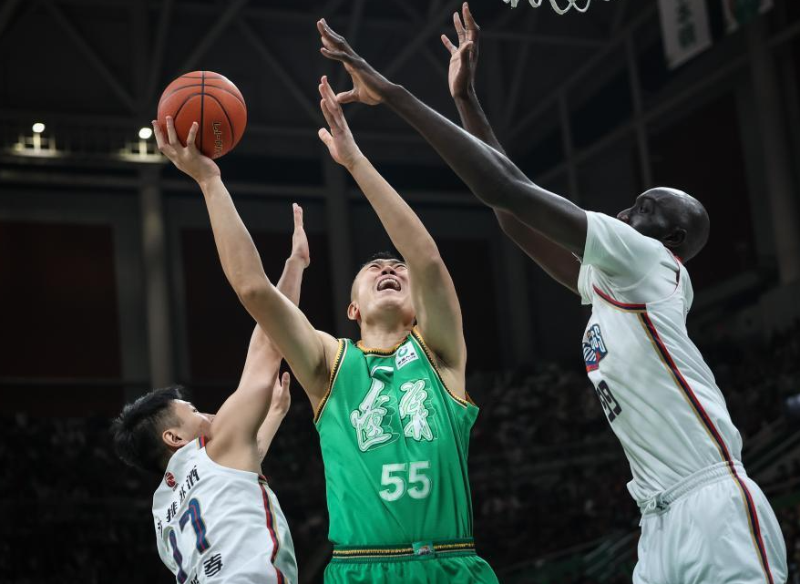 包含CBA季后赛集结日走向成谜,纽约尼克斯队长鼓劲,底气十足,数据趋势出现新变化的词条 包含CBA季后赛集结日走向成谜,纽约尼克斯队长鼓劲,底气十足,数据趋势出现新变化的词条